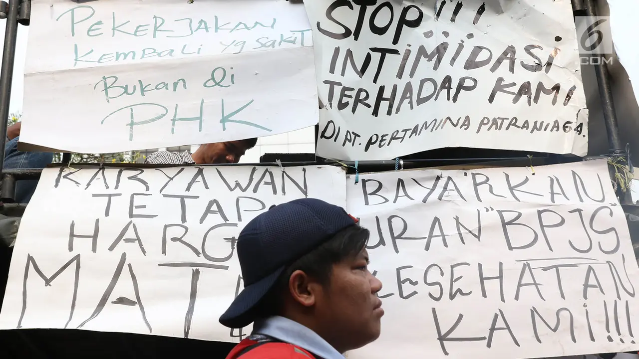 Ratusan Awak Mobil Tangki Unjuk Rasa di Gedung Kementerian Ketenagakerjaan