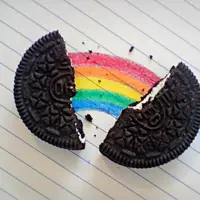 Cobain variasi biskuit lapis legendaris di akhir pekan kali ini.