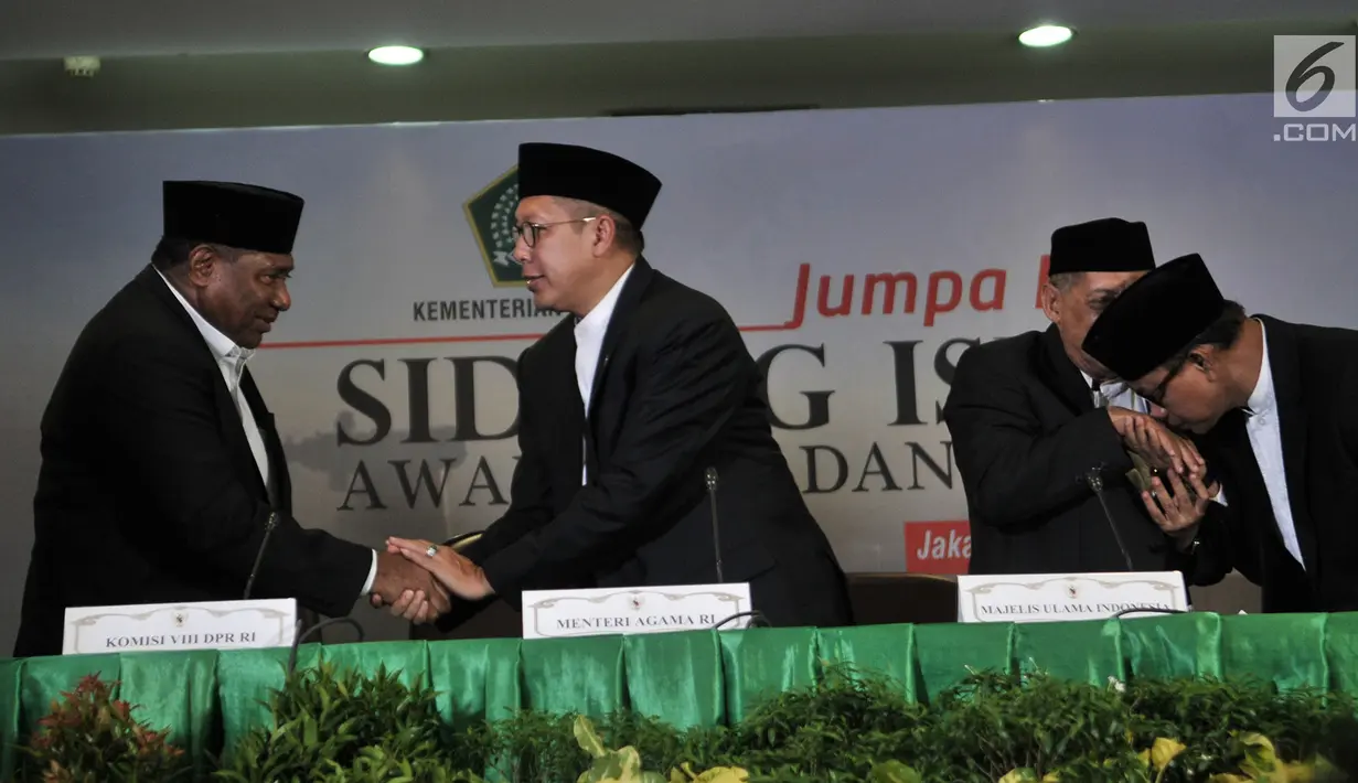 Suasana usai pengumuman hasil Sidang Isbat, Jakarta, Selasa (15/5). Pemerintah menetapkan awal Ramadan pada Kamis, 17 Mei 2018. (Merdeka.com/Iqbal Nugroho)