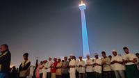 Massa Peserta Aksi Reuni 212 Saat Menunaikan Salat Subuh Berjamaah di Kawasan Monas, Jakarta, Senin (2/12/2019). (Foto: Rizki Putra Aslendra/Liputan6.com)