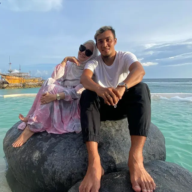 Gunawan Dwi Cahyo dan Okie Agustina. (Foto: Dok. Instagram @gunawandwicahyo13)