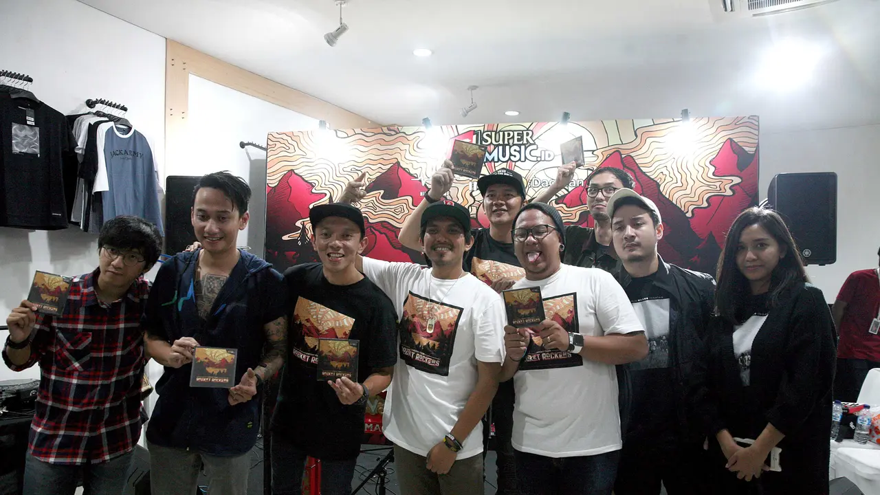 [Bintang] Rocket Rockers