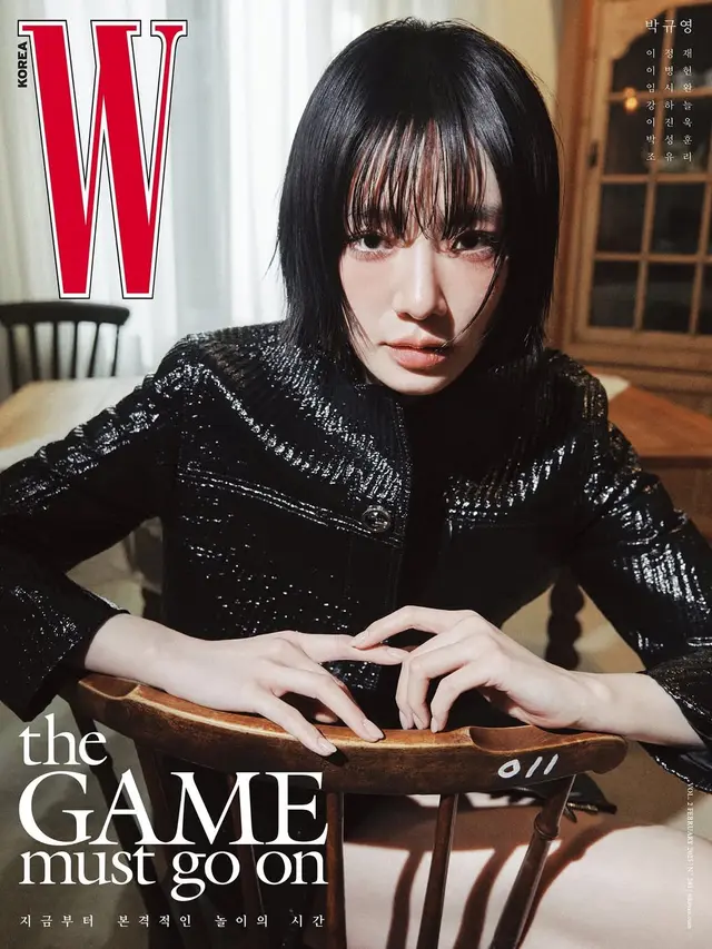 Potret Pemain SQUID GAME 2 Tampil Memesona Hiasi Sampul Majalah W Korea, Penuh Pesona   (instagram/wkorea).