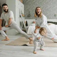 Pentingnya Diskusi antara Ayah dan Ibu dalam Mengambil Keputusan untuk Anak