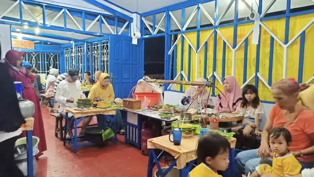 Nasi Gandul Romantis Pak H.S. Sardi