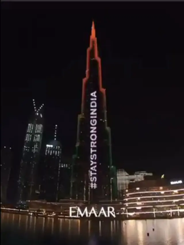 #STAYSTRONGINDIA di Burj Khalifa