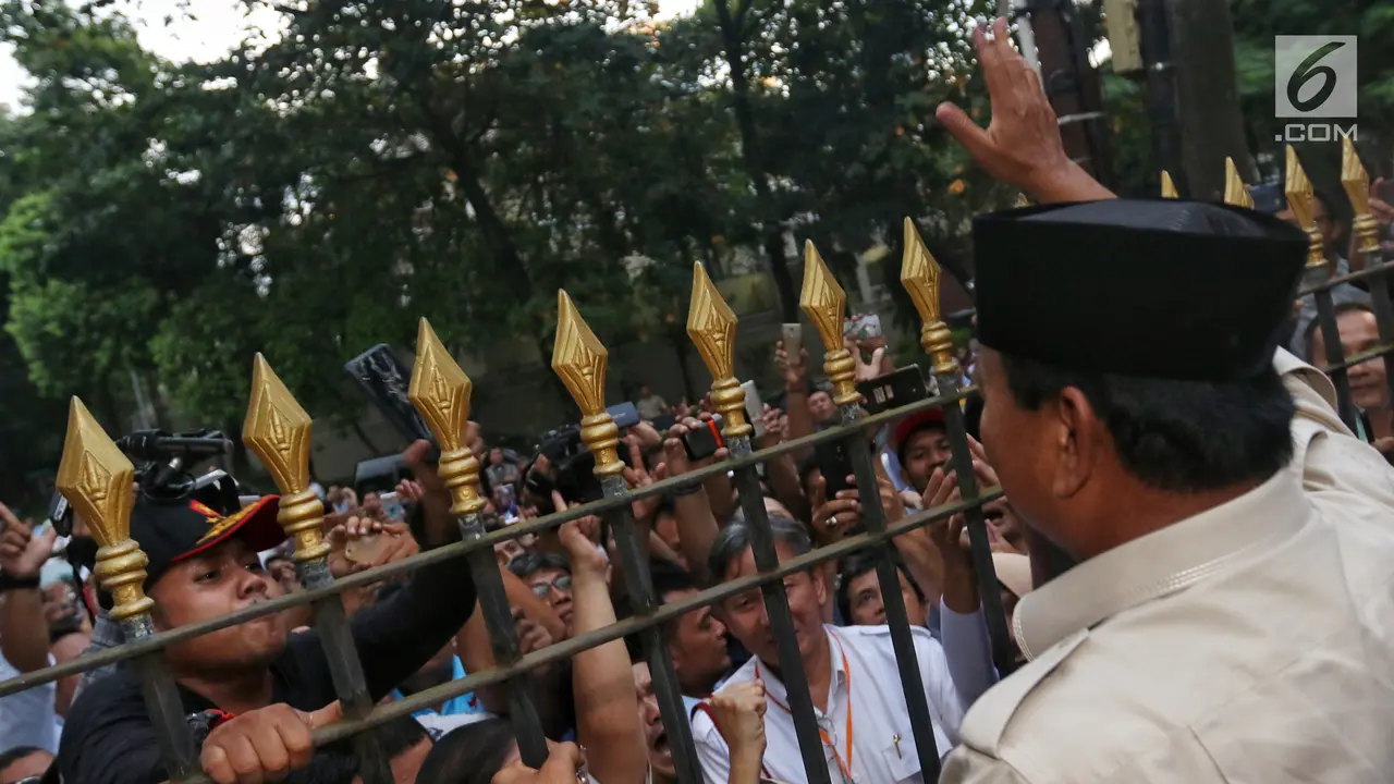 Didampingi Sandiaga, Prabowo Kembali Deklarasi Menang Pilpres