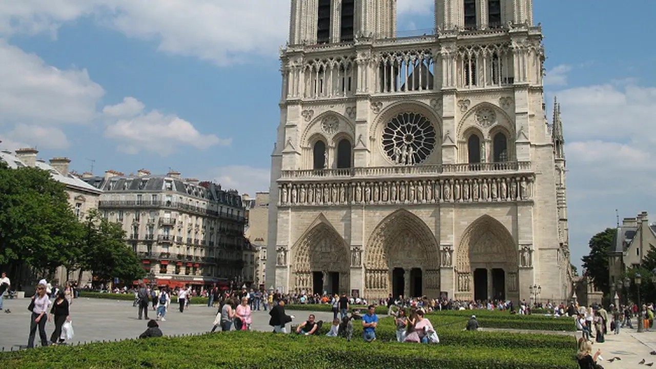 Katedral Notre Dame de Paris