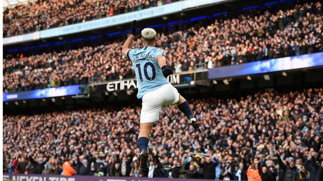 FOTO : 7 Pemain Berbakat yang Menggunakan Jersey Nomor 10