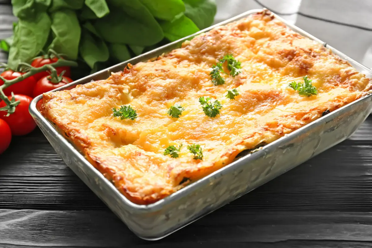 lasagna pastel tutup