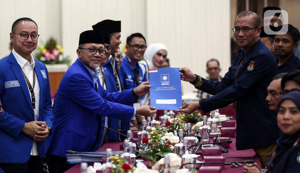 Dengan rincian, DPRD Provinsi sebanyak 301 dapil dengan jumlah caleg 2.372 orang, kemudian kabupaten/kota sebanyak 2.325 dapil dengan jumlah caleg 17.512 orang. (Liputan6.com/Johan Tallo)