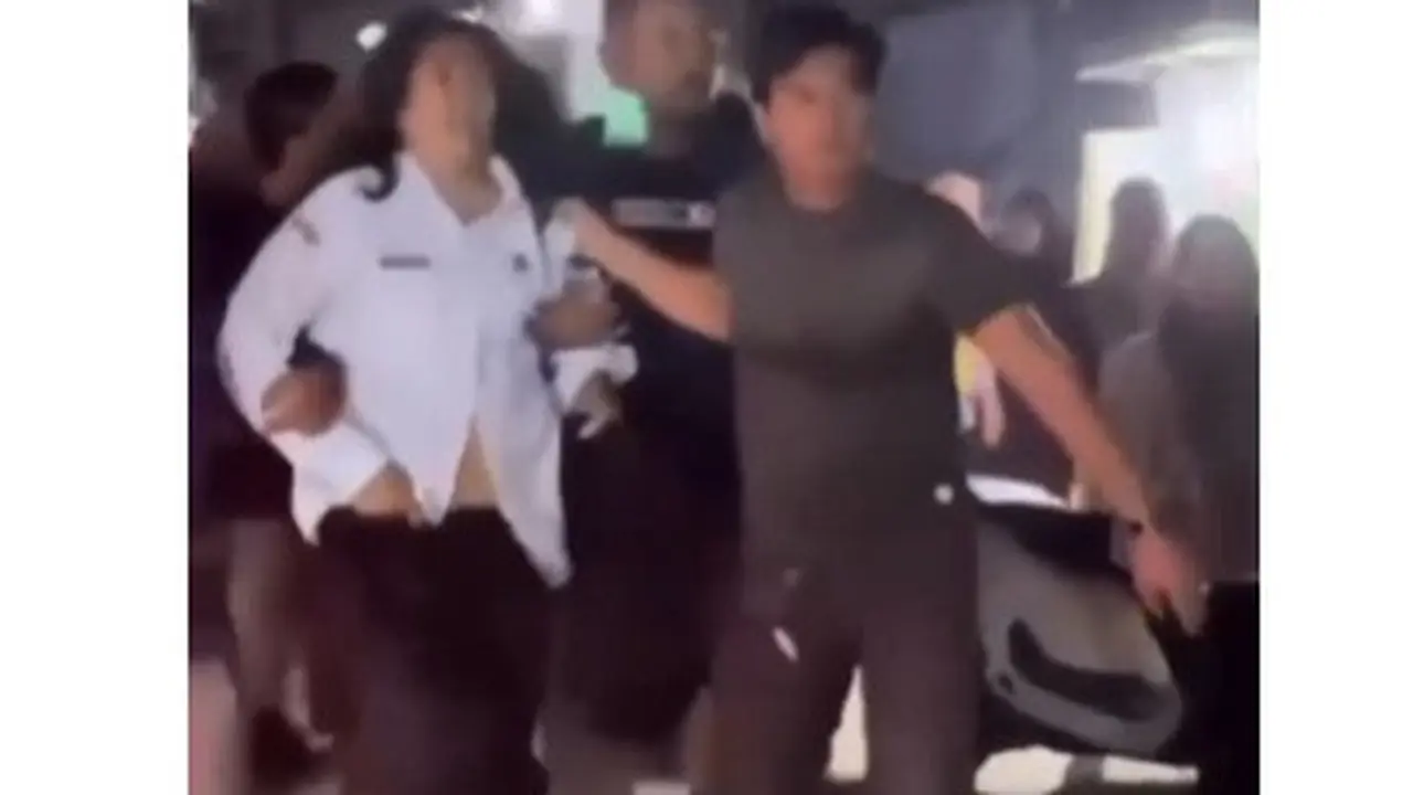 Guru di Tanjungbalai diarak warga