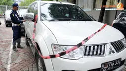 [FOTO] KPK Tambah Koleksi Mobil Sitaan Milik Suami Airin