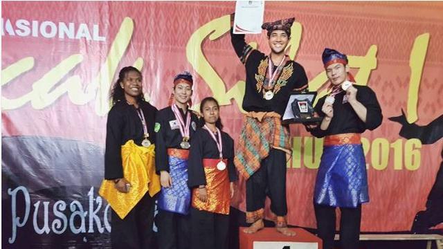 6 Potret Masa Remaja Ammar Zoni yang Bikin Pangling, Kekar Sempat Jadi Atlet