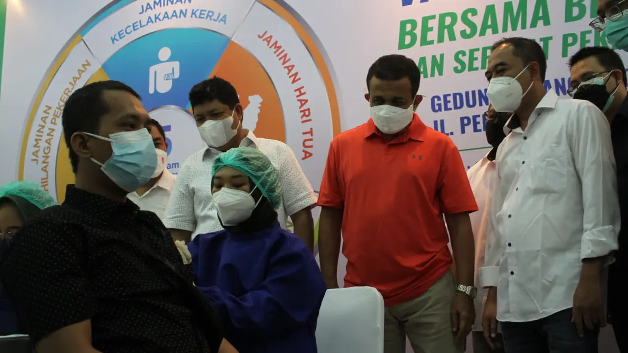 BPJAMSOSTEK Terus Dukung Percepatan Herd Immunity Bagi Serikat Buruh DKI Jakarta dan Keluarga