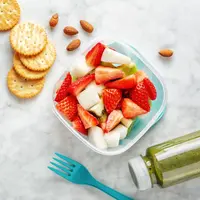 Rekomendasi snack rendah kalori dan rendah gula yang lezat, mengenyangkan, dan tetap sehat. (Foto: valeria aksakova/Freepik)