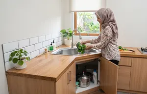 10 Ciri Orang yang Langsung Mencuci Piring Setelah Makan Menurut Psikologi