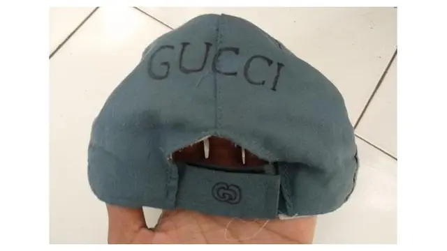 Topi Gucci versi Tut Wuri Handayani (Sumber: Twitter/@ajiejati)