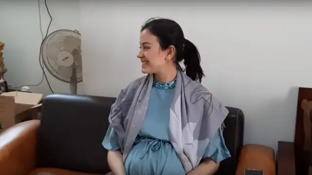 Potret Kesederhanaan Syukuran Kimberly Ryder (sumber: Youtube.com/edward kimberly)