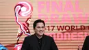 <p>Ekspresi Ketua Umum PSSI, Erick Thohir, saat menjadi pembicara sekaligus menyaksikan proses Drawing Piala Dunia U-17 2023 di Studio 2 Indosiar, Jakarta, Jumat (15/9/2023). (Bola.com/Bagaskara Lazuardi)</p>