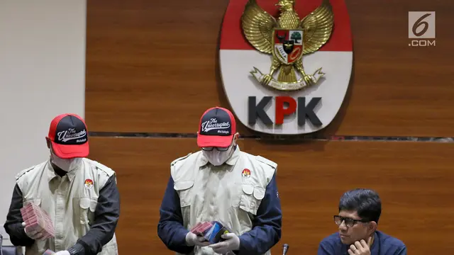 Bebaskan Terdakwa, KPK Tunjukkan Barang Bukti Suap Hakim Balikpapan