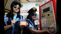 [Cek Fakta] Isi Ulang Uang Elektronik Dipungut Biaya?