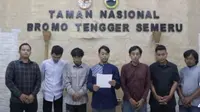TNBTS 'Blacklist' 7 Pendaki Ilegal Gunung Semeru Selama 5 Tahun