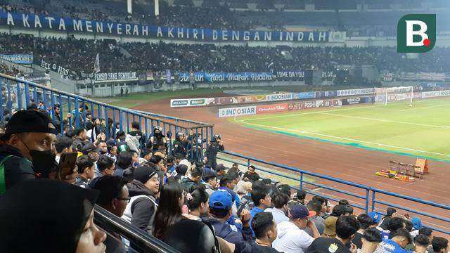 Persib Bandung Vs Persebaya Surabaya