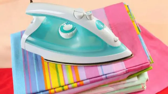 5 Langkah Ini Bisa Buat Pakaian Rapi Tanpa Setrikaan (M)