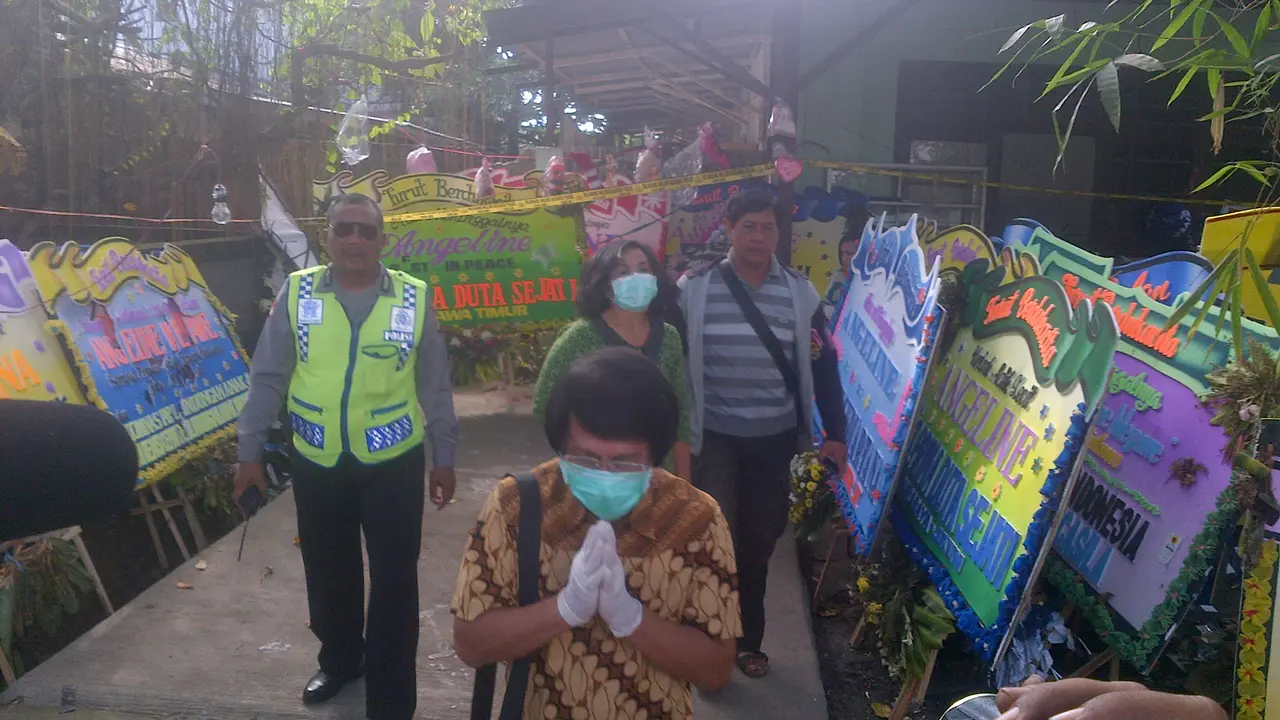 Seto Mulyadi mendatangi rumah ibu angkat Angeline, Margriet Megawe di Jalan Sedap Malam Nomor 26 Sanur, Denpasar (26/6/2015) (Liputan6.com/ Dewi Divianta)) 