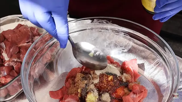 Tanpa Nanas atau Daun Pepaya, Ini Cara Marinasi Daging Sapi Agar Empuk dengan 2 Bahan