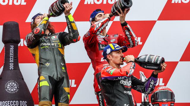 Marco Bezzecchi, Pecco Bagnaia, dan Maverick Vinales