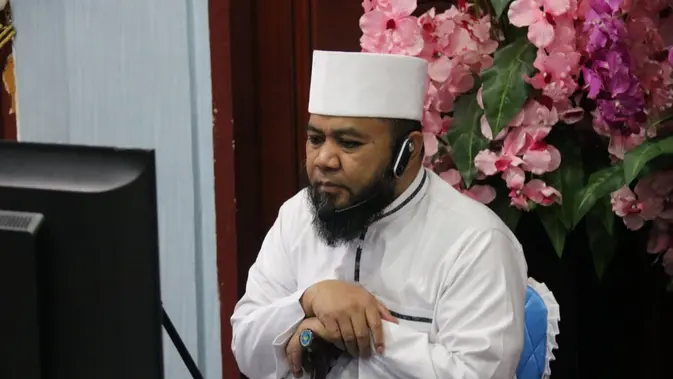 Kejaksaan Periksa Gubernur Bengkulu Helmi Hasan