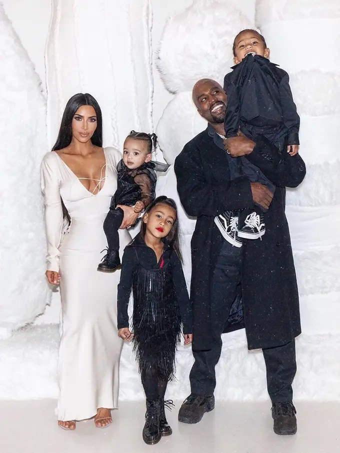 Kim Kardashian - Kanye West