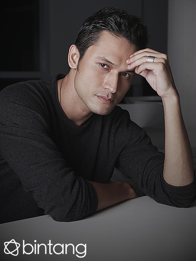 Syuting Jinny oh Jinny, Indra Bruggman Serasa Ditinggal Kekasih - Celeb