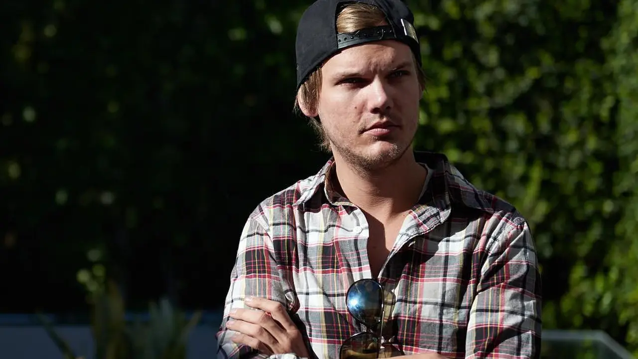 [Bintang] Avicii Meninggal Dunia, Pihak Kepolisian Tak Temukan Tindakan Kriminal