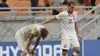 Timnas Argentina U-17 lolos ke babak 16 Besar Piala Dunia U-17 2023 dengan status juara grup setelah pada laga pamungkas Grup D di Jakarta International Stadium, Jakarta, Jumat (17/11/2023) mampu mengalahkan Timnas Polandia U-17 dengan skor 4-0. Posisi juara grup dipastikan setelah pada waktu bersamaan, Timnas Senegal justru kalah 0-2 dari Jepang dalam laga yang berlangsung di Stadion Si Jalak Harupat, Kabupaten Bandung. Dengan hasil dua laga pamungkas tersebut, tiga tim dari Grup D, Argentina, Senegal dan Jepang dipastikan lolos ke babak 16 Besar dengan sama-sama mengemas 6 poin. Selisih gol akhirnya jadi penentu Argentina di posisi puncak, Senegal di posisi kedua dan Jepang di posiis ketiga. Polandia sendiri terbenam di posisi juru kunci tanpa  meraih satu poin pun. (Bola.com/Ikhwan Yanuar)