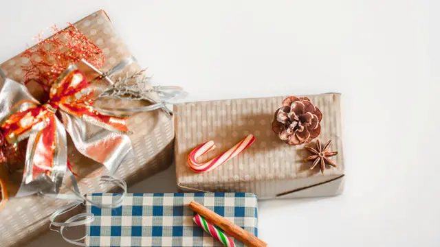 Ilustrasi Hampers Natal/Photo by pvproductions on Freepik