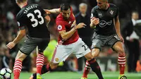 Jamu Manchester City, MU Terancam Tanpa Henrikh Mkhitaryan