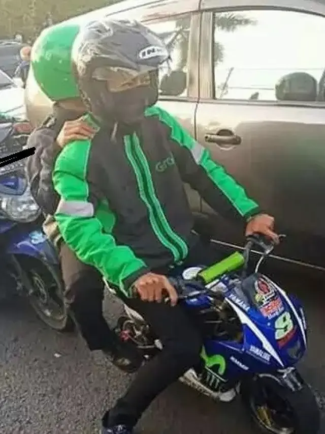 6 Motor Driver Ojek Online Ini Tampilannya Heboh, Penumpang Tepuk Jidat