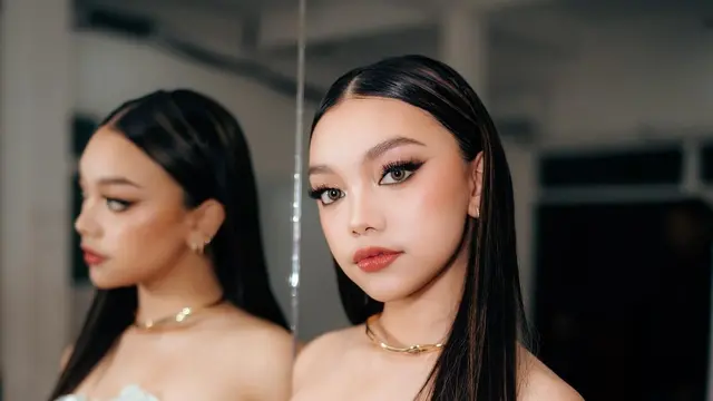 Potret Naura Ayu dengan makeup bold (credit: instagram/naura.ayu)