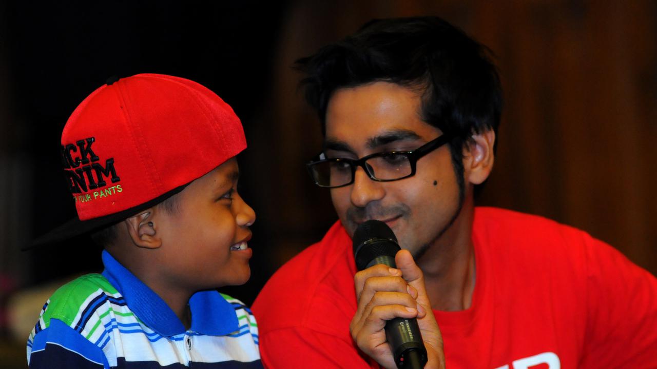 Bobby Maulana dan Sony Wakwaw