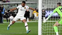 Penyerang Manchester United, Anthony Martial,&nbsp;tampil&nbsp;pada laga persahabatan melawan Crystal Palace di Melbourne Cricket Ground (MCG), Selasa (19/7/2022). (AFP/William West)