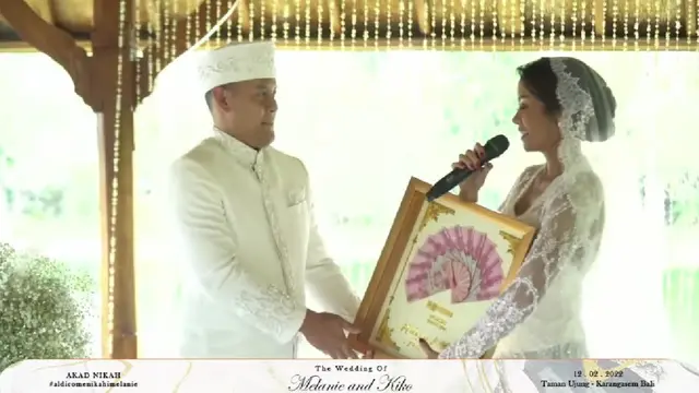 Pernikahan Melanie Putria dan Aldico Sapardan. (Tangkapan Layar YouTube/  Fit with MeL - by Melanie Putria)