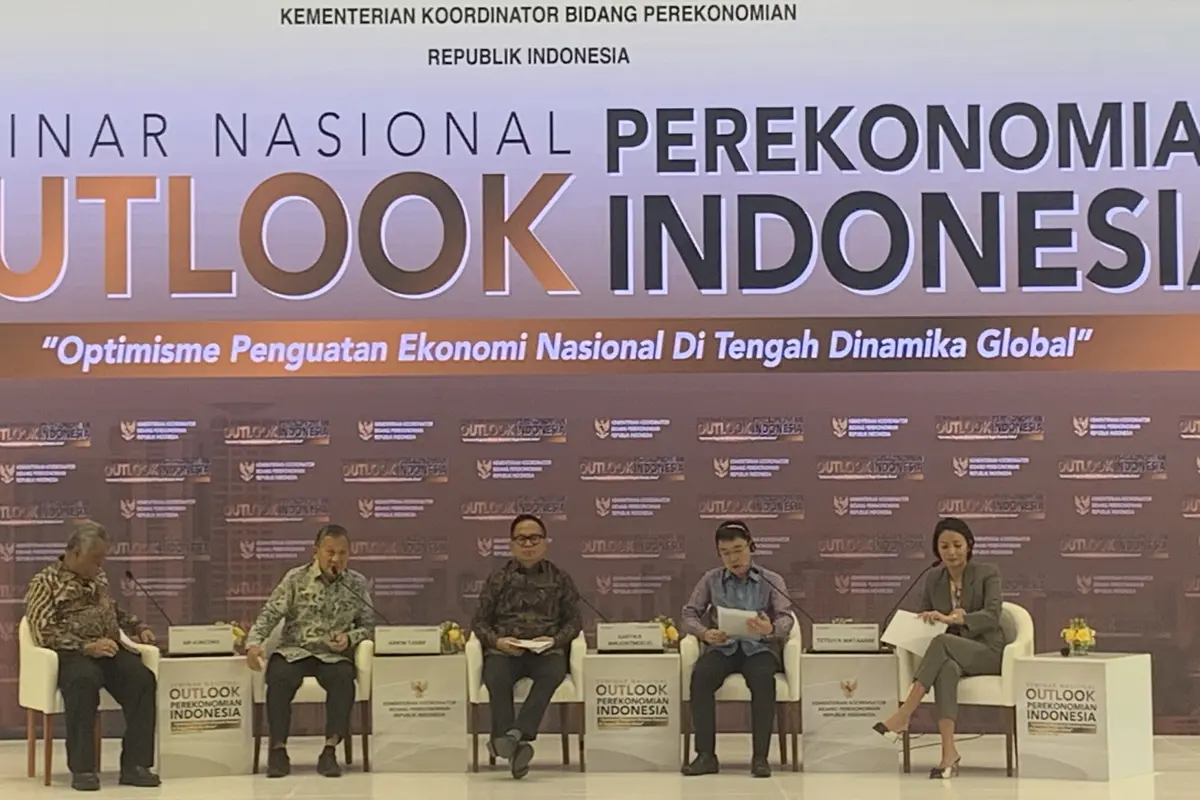 Wakil Menteri BUMN, Kartika Wirjoadmodjo dalam Seminar Nasional Outlook Perekomonian Indonesia, di Jakarta pada Jumat (22/12/2023). (Tasha/Liputan6.com)