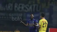 Persib Memanas, Djanur Disinyalir Dipecat dan Essien Marah Besar