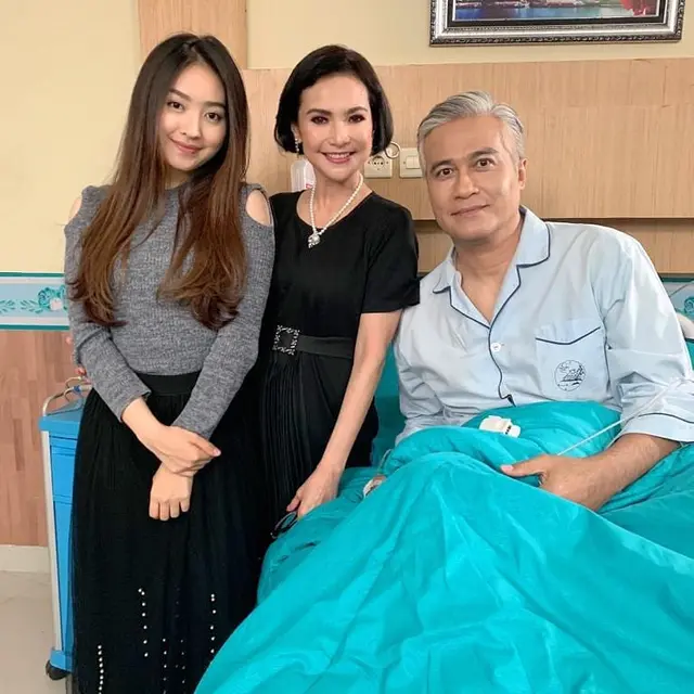 Sebut Partner Kerja yang Seru, Ini 6 Kebersamaan Adjie Pangestu dan Nunu Datau