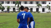 Eka Ramdani saat berlatih bersama Persib Bandung. (Bola.com/Erwin Snaz)