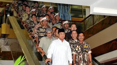 Rabu (03/06/14), Calon Presiden Prabowo Subianto hadir dalam acara   deklarasi FKPPI yang mendukung dirinya (Liputan6.com/Johan Tallo)