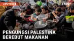 Para Pengungsi Palestina Menunggu Makanan di Dapur Umum di Khan Younis